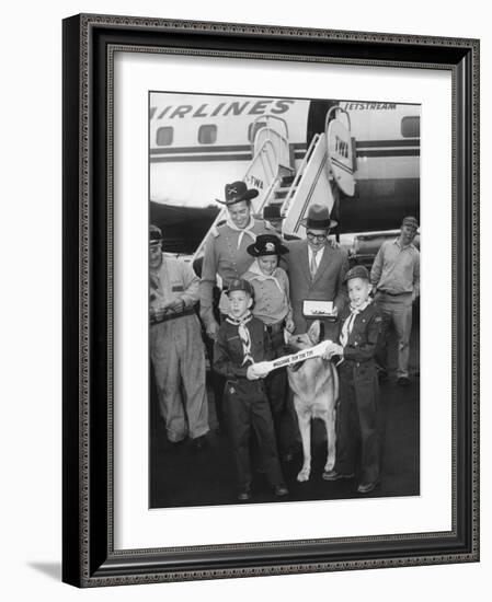 Rintintin Arrives in Washington, D.C. with a Group of Boy Scouts on April 9, 1959-null-Framed Photo