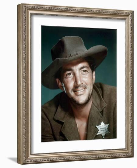 RIO BRAVO, 1959 directed by HOWARD HAWKS Dean Martin (photo)-null-Framed Photo