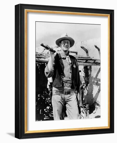 RIO BRAVO, 1959 directed by HOWARD HAWKS John Wayne (b/w photo)-null-Framed Photo