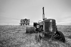 Old Abandoned Tractor-Rip Smith-Photographic Print
