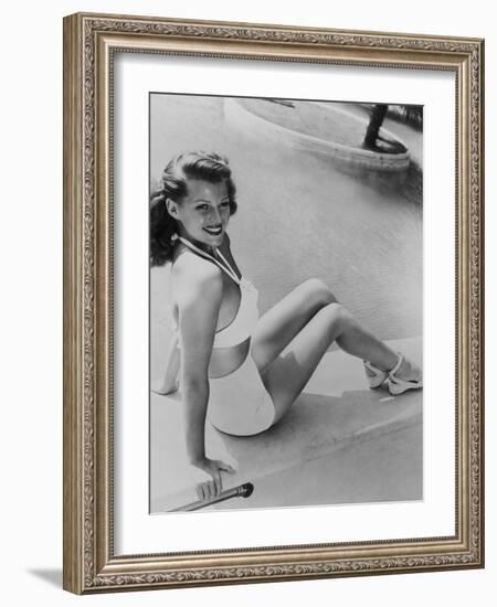 Rita Hayworth, 1945-null-Framed Photographic Print