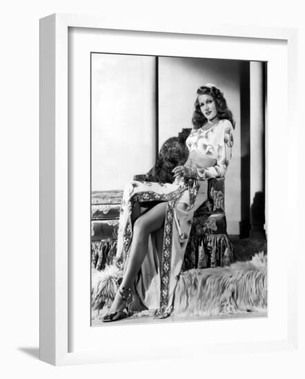 Rita Hayworth, 1946-null-Framed Photo