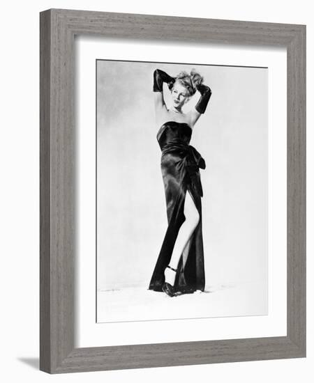 Rita Hayworth, Gilda, 1946-null-Framed Photographic Print