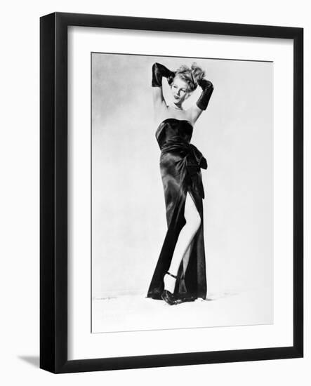 Rita Hayworth, Gilda, 1946-null-Framed Photographic Print