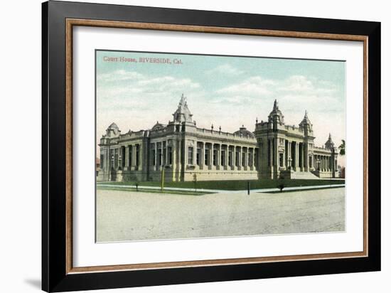 Riverside, California - Exterior View of the Court House-Lantern Press-Framed Art Print