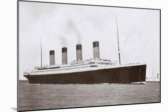 RMS Titanic of the White Star Line-English Photographer-Mounted Giclee Print