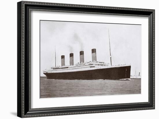 RMS Titanic of the White Star Line-English Photographer-Framed Giclee Print