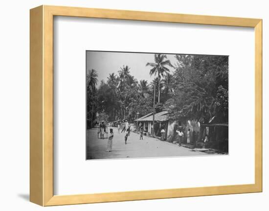 'Roadside Scene on the Way to Mt. Lavinia', c1890, (1910)-Alfred William Amandus Plate-Framed Photographic Print