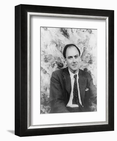 Roald Dahl, 1954-Carl Van Vechten-Framed Photographic Print