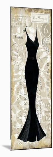 Robe Noire I-Mo Mullan-Mounted Art Print