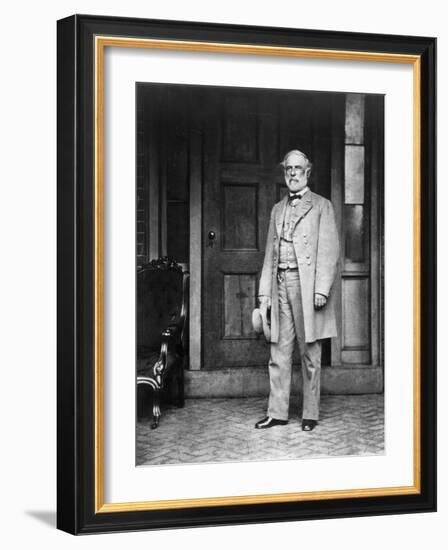 Robert E. Lee (1807-1870)-Mathew Brady-Framed Photographic Print