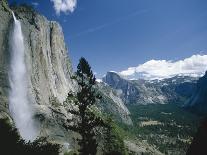 Upper Yosemite Falls Cascades Down the Sheer Granite Walls of Yosemite Valley-Robert Francis-Photographic Print