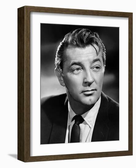 ROBERT MITCHUM, 1960 (b/w photo)-null-Framed Photo