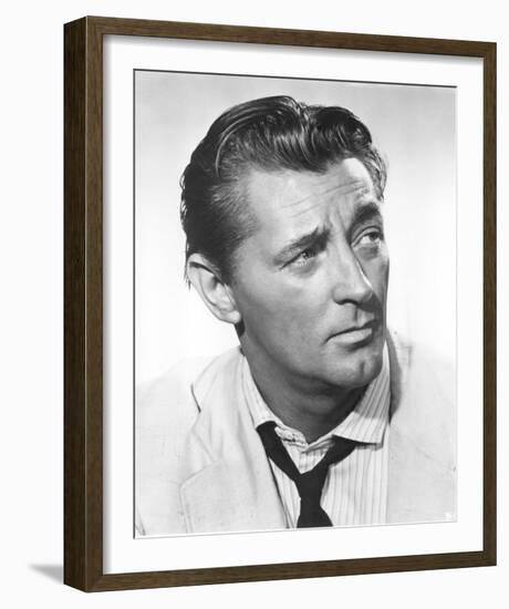 Robert Mitchum-null-Framed Photo