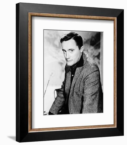 Robert Vaughn - The Man from U.N.C.L.E.-null-Framed Photo