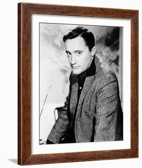 Robert Vaughn - The Man from U.N.C.L.E.-null-Framed Photo