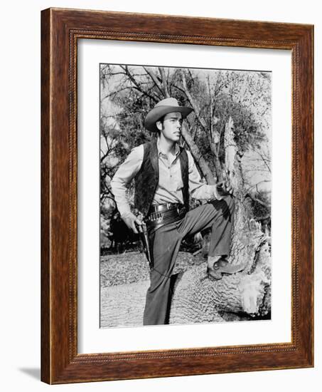 Robert Wagner-null-Framed Photo