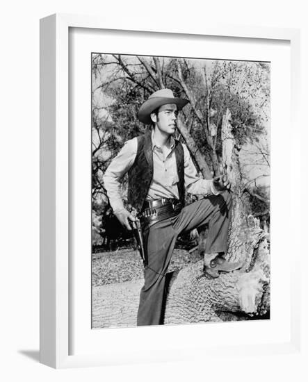 Robert Wagner-null-Framed Photo