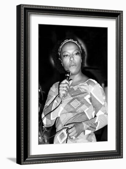 Roberta Flack, Ronnie Scotts , Soho, London, 1972-Brian O'Connor-Framed Photographic Print