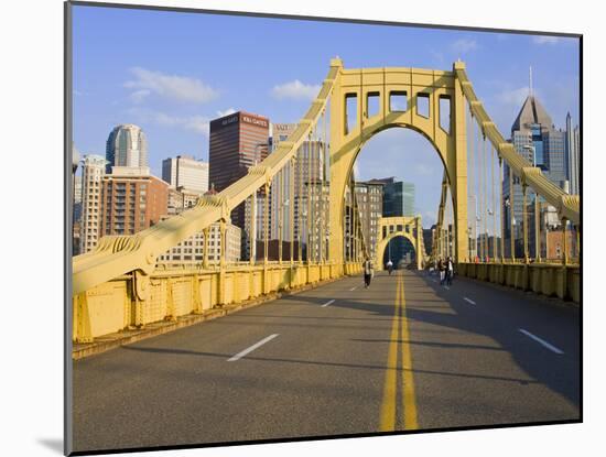 Roberto Clemente Bridge (6th Street Bridge) over the Allegheny River, Pittsburgh, Pennsylvania, Uni-Richard Cummins-Mounted Photographic Print