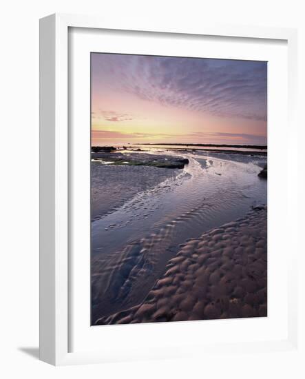 Robin Hoods Bay at Dawn-Doug Chinnery-Framed Photographic Print