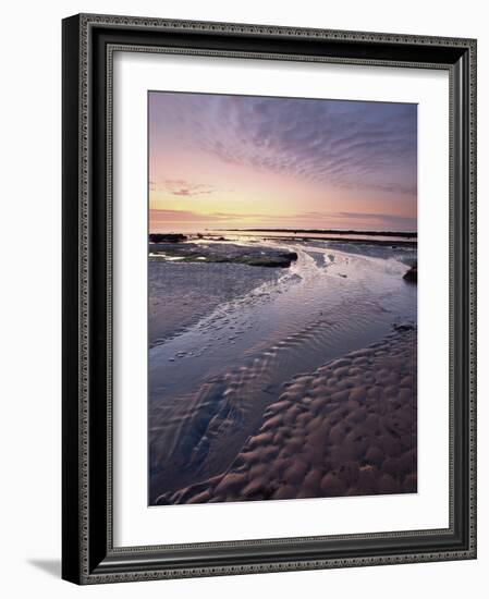 Robin Hoods Bay at Dawn-Doug Chinnery-Framed Photographic Print