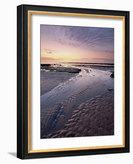 Robin Hoods Bay at Dawn-Doug Chinnery-Framed Photographic Print