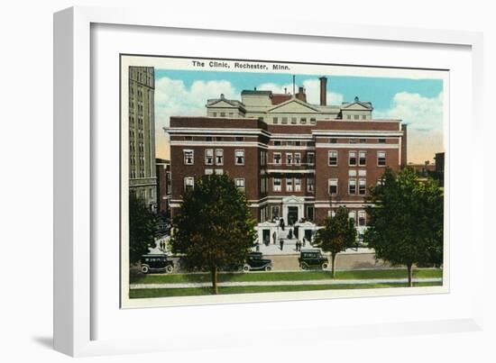 Rochester, Minnesota - Exterior View of the Clinic-Lantern Press-Framed Art Print