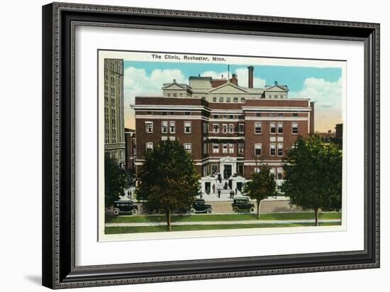 Rochester, Minnesota - Exterior View of the Clinic-Lantern Press-Framed Art Print