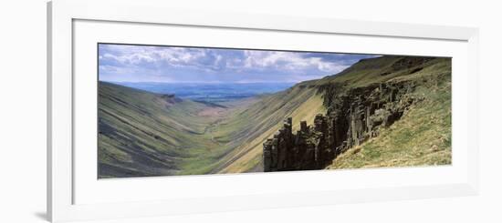 Rock Formations, Nichol Chair, Hup Cup Nick, Dufton, Cumbria, England-null-Framed Photographic Print