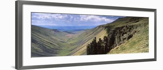 Rock Formations, Nichol Chair, Hup Cup Nick, Dufton, Cumbria, England-null-Framed Photographic Print