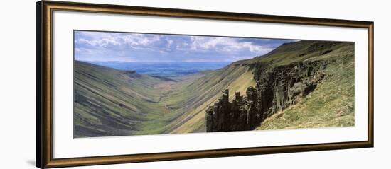 Rock Formations, Nichol Chair, Hup Cup Nick, Dufton, Cumbria, England-null-Framed Photographic Print