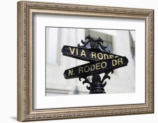 Rodeo Drive, Beverly Hills, Los Angeles, California-Wendy Connett-Framed Photographic Print