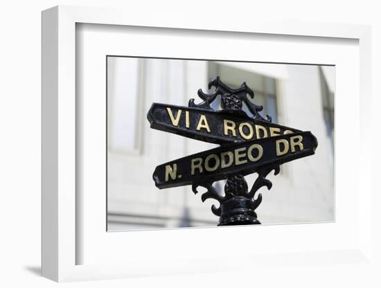 Rodeo Drive, Beverly Hills, Los Angeles, California-Wendy Connett-Framed Photographic Print