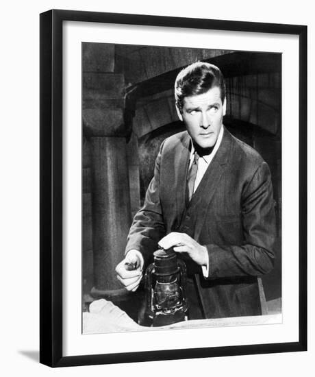 Roger Moore, The Saint (1962)-null-Framed Photo