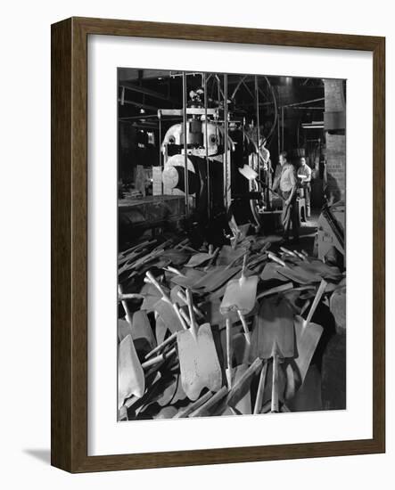 Rolling Spade Blades, Everlast Tools, Sheffield, South Yorkshire, 1965-Michael Walters-Framed Photographic Print