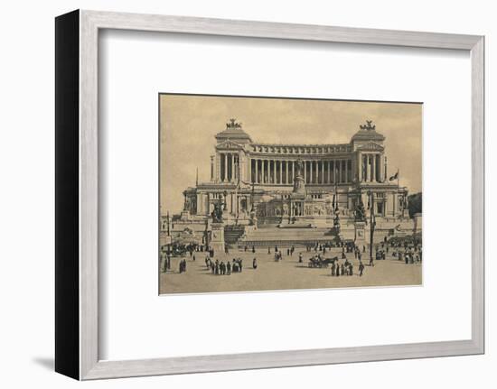'Roma - Piazza di Venezia. Monument to Victor Emmanuel II', 1910-Unknown-Framed Photographic Print