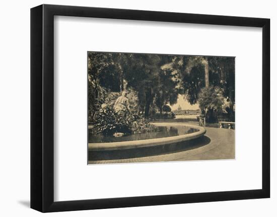 'Roma - The Pincio Park. Fountain of Moses, saved from the waters (by Brazza)', 1910-Unknown-Framed Photographic Print