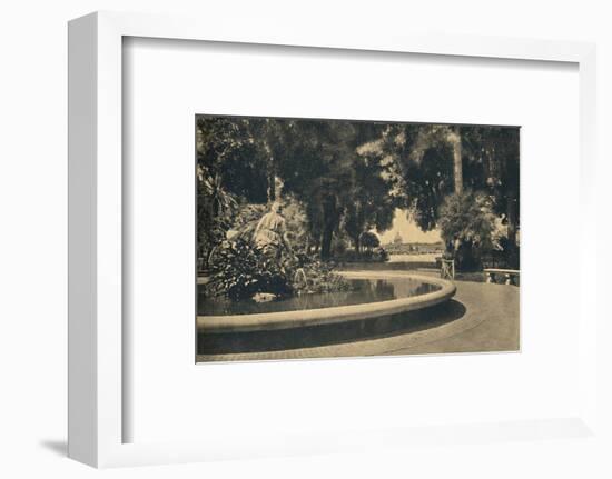 'Roma - The Pincio Park. Fountain of Moses, saved from the waters (by Brazza)', 1910-Unknown-Framed Photographic Print