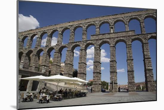 Roman Aqueduct, Segovia, UNESCO World Heritage Site, Castile y Leon, Spain, Europe-Richard Maschmeyer-Mounted Photographic Print