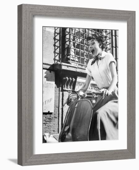 Roman Holiday, Audrey Hepburn, 1953-null-Framed Premium Photographic Print