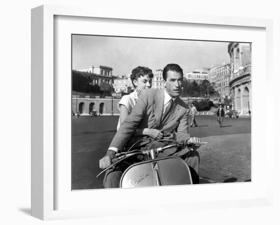 Roman Holiday, Audrey Hepburn, Gregory Peck, 1953-null-Framed Photo