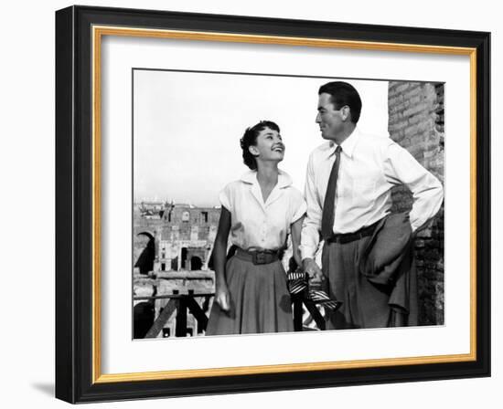 Roman Holiday, Audrey Hepburn, Gregory Peck, 1953-null-Framed Premium Photographic Print