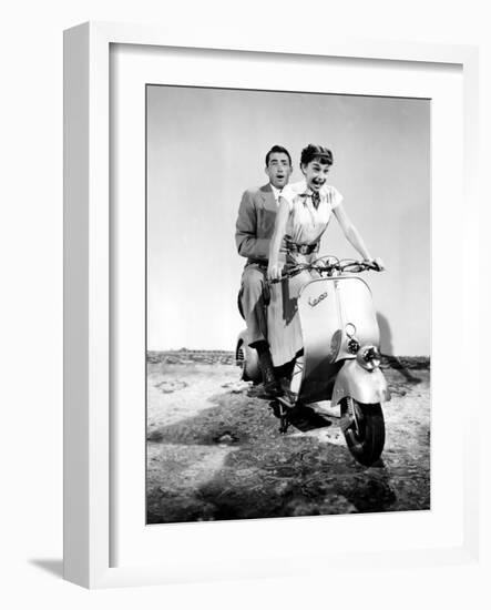 Roman Holiday, Audrey Hepburn, Gregory Peck, 1953-null-Framed Photo