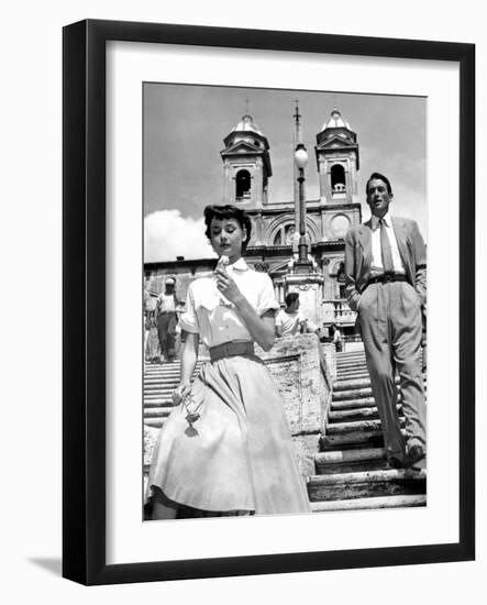 Roman Holiday, Audrey Hepburn, Gregory Peck, 1953-null-Framed Photo