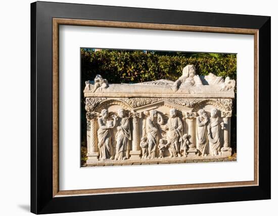 Roman sarcophagus, Ostia Antica archaeological site, Ostia, Rome province, Latium (Lazio), Italy-Nico Tondini-Framed Photographic Print