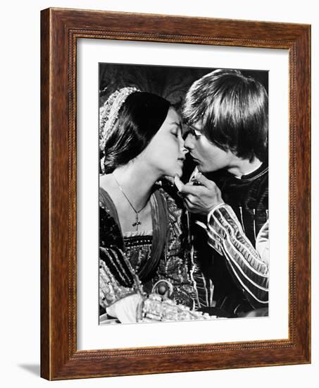 Romeo and Juliet, 1968-null-Framed Photographic Print