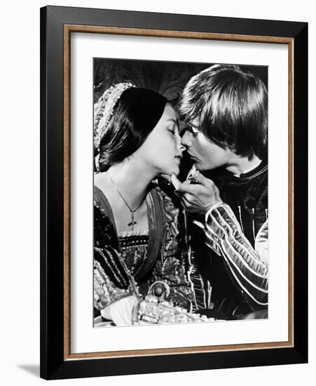 Romeo and Juliet, 1968-null-Framed Photographic Print