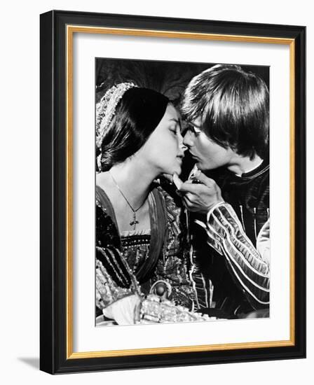 Romeo and Juliet, 1968-null-Framed Photographic Print