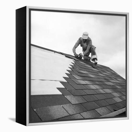 Roofer Working in Levittown-Tony Linck-Framed Premier Image Canvas
